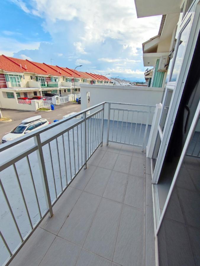 Spacious Family House At Desaru Harmonia 2 Kültér fotó